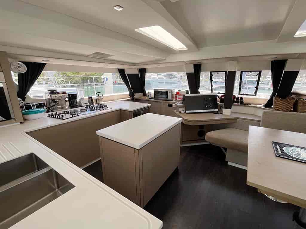 Boat picture 14