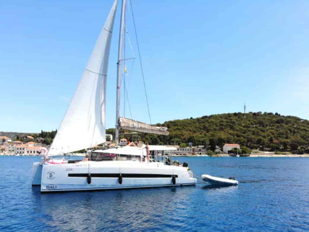 Boat picture 9