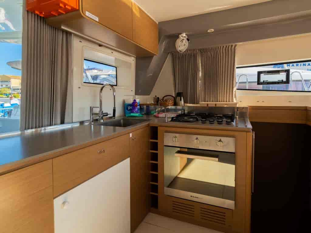Boat picture 16