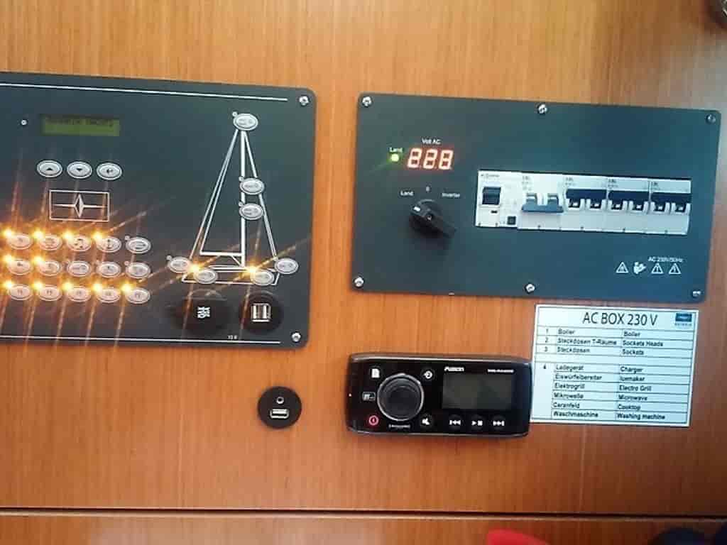 Boat picture 18