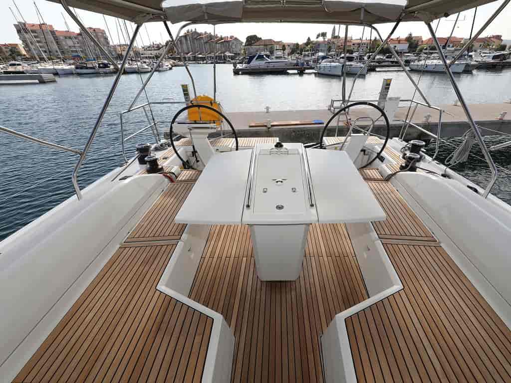 Boat picture 9