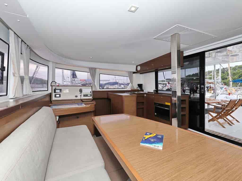 Boat picture 13