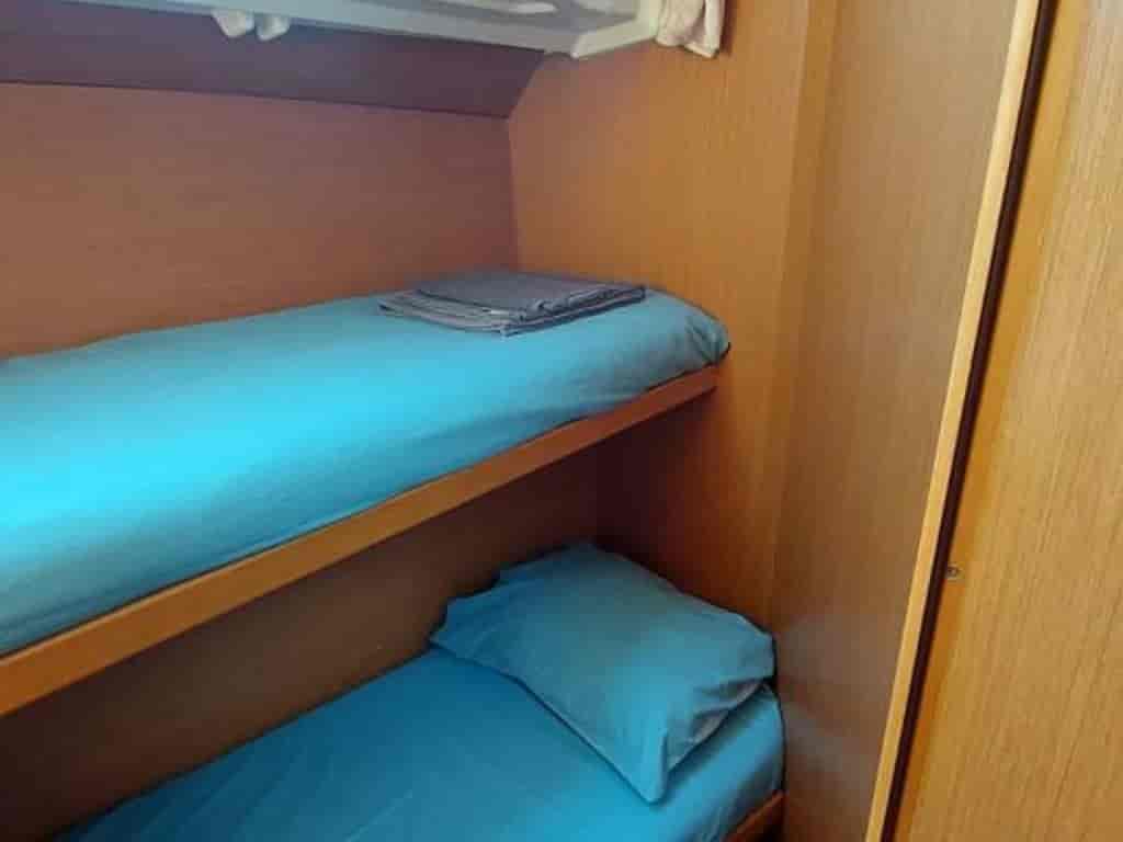 Boat picture 9