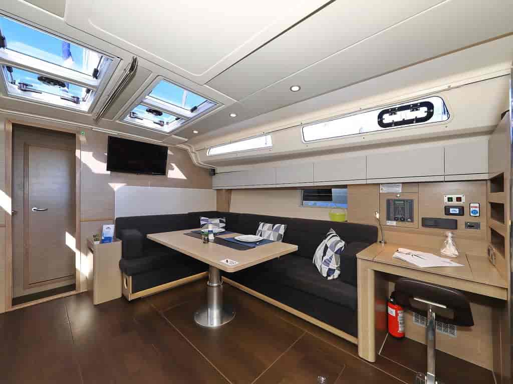 Boat picture 9