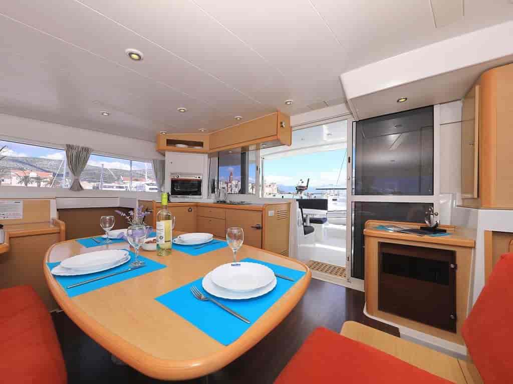 Boat picture 17