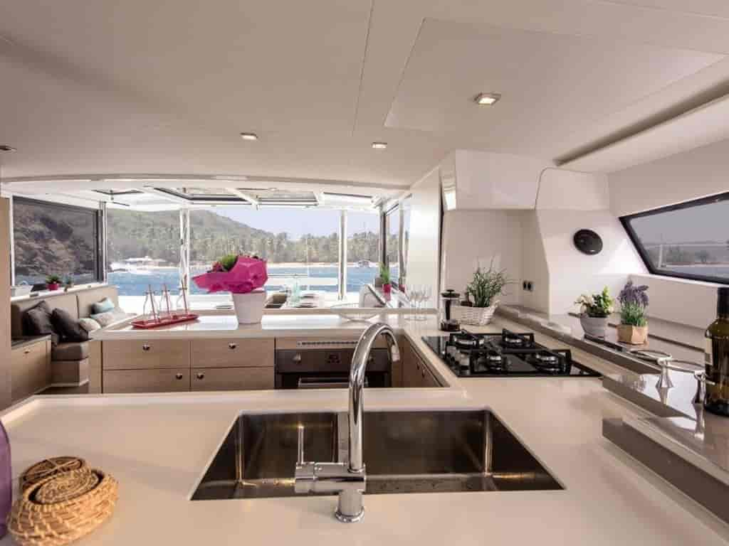 Boat picture 9