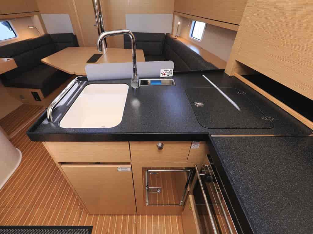 Boat picture 16