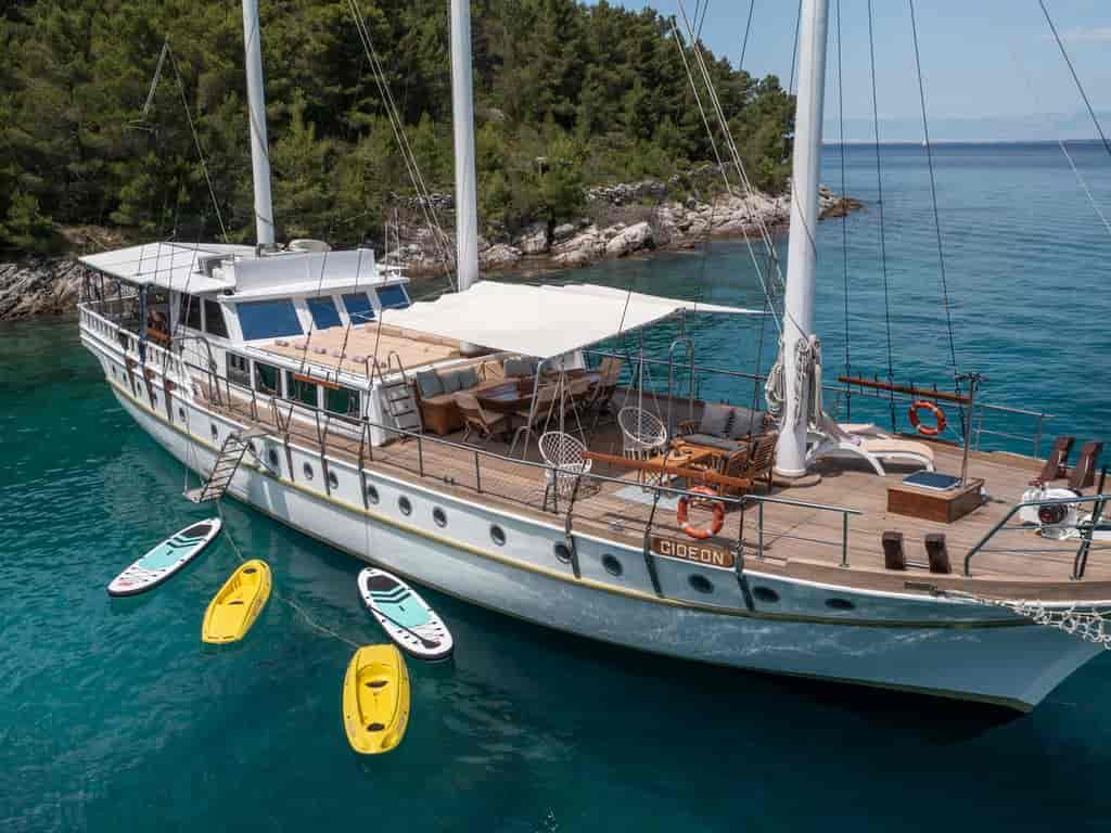 Boat picture 16