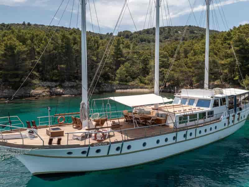 Boat picture 1