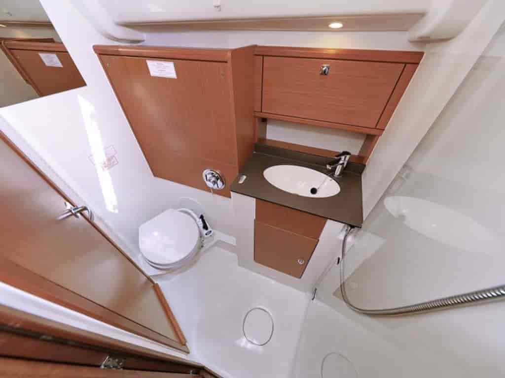 Boat picture 17