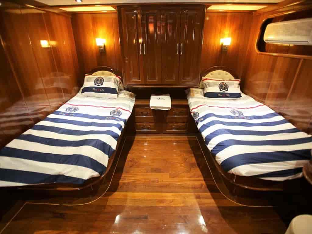 Boat picture 18