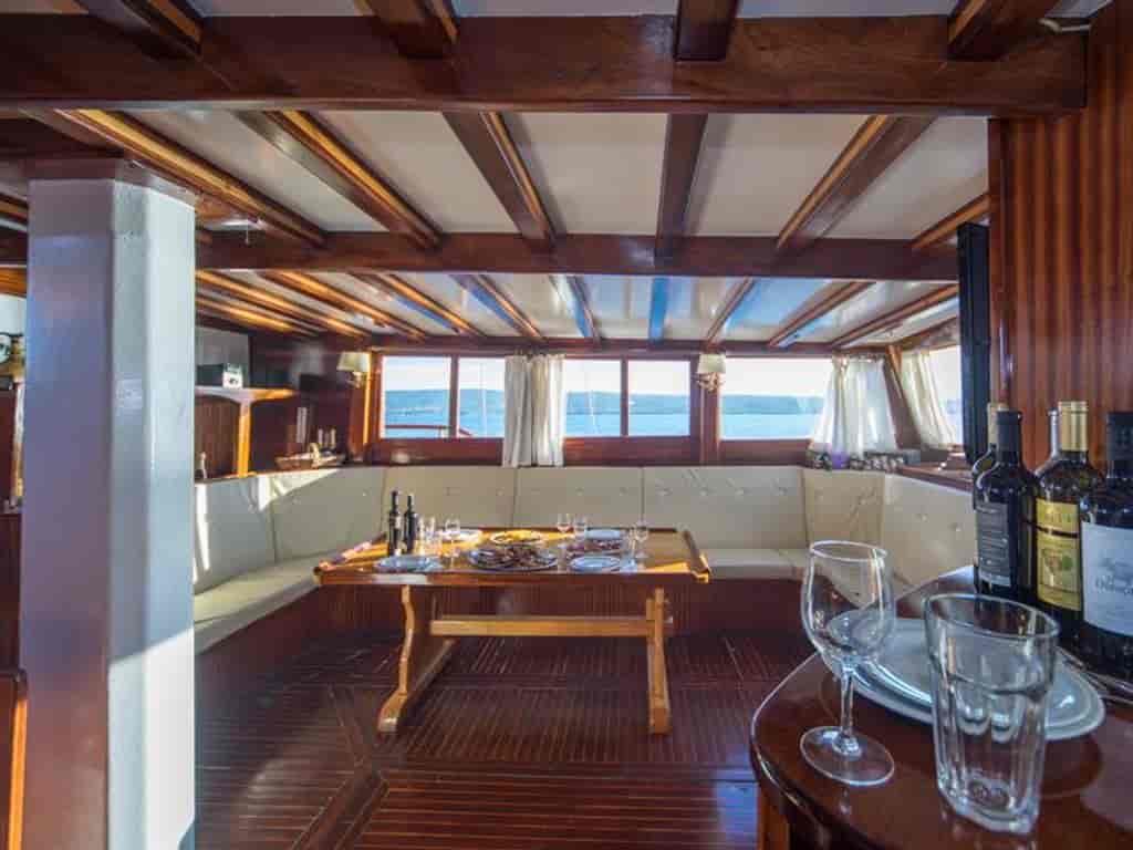 Boat picture 18