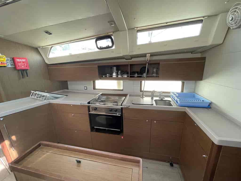 Boat picture 9