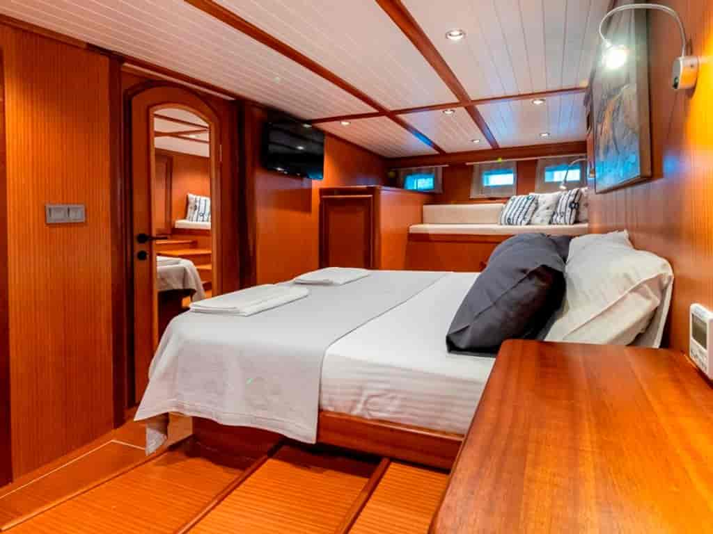 Boat picture 13