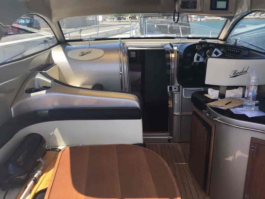 Boat picture 9