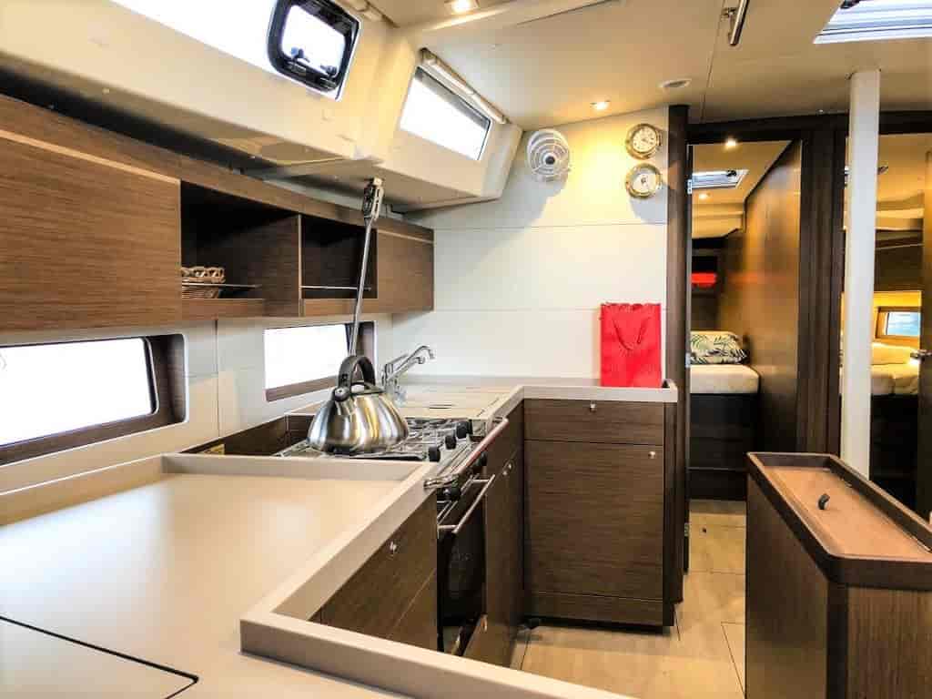 Boat picture 9