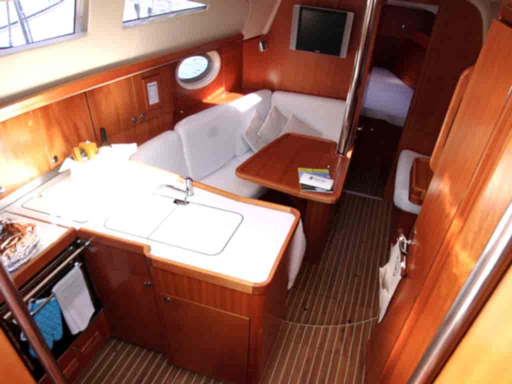 Boat picture 9