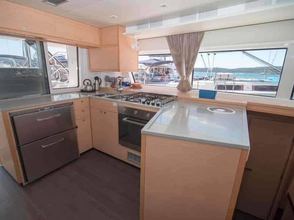 Boat picture 10