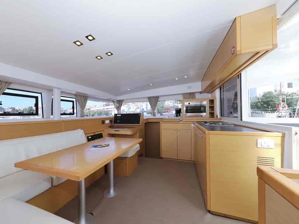 Boat picture 13