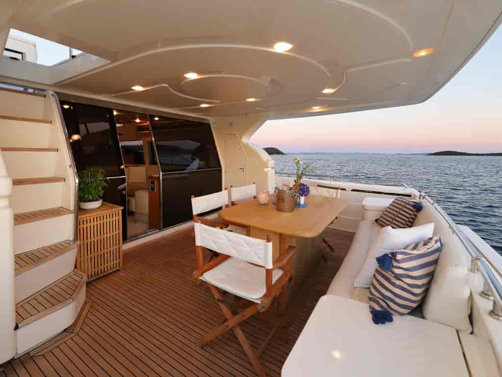 Boat picture 16