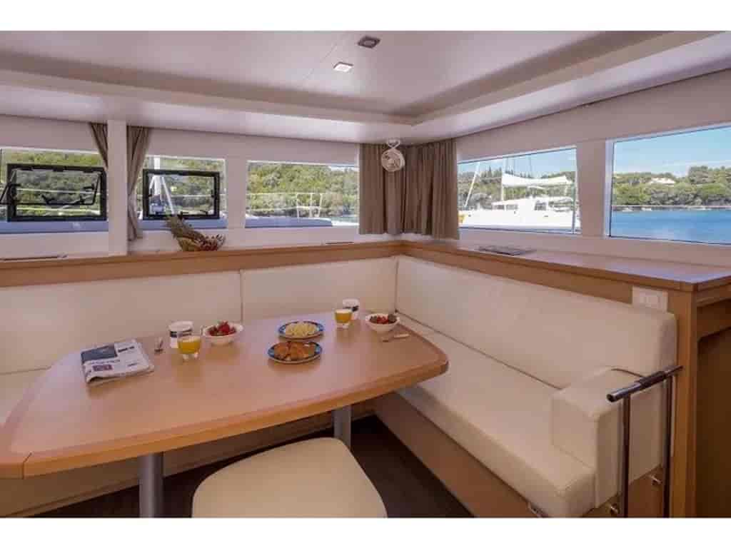 Boat picture 9