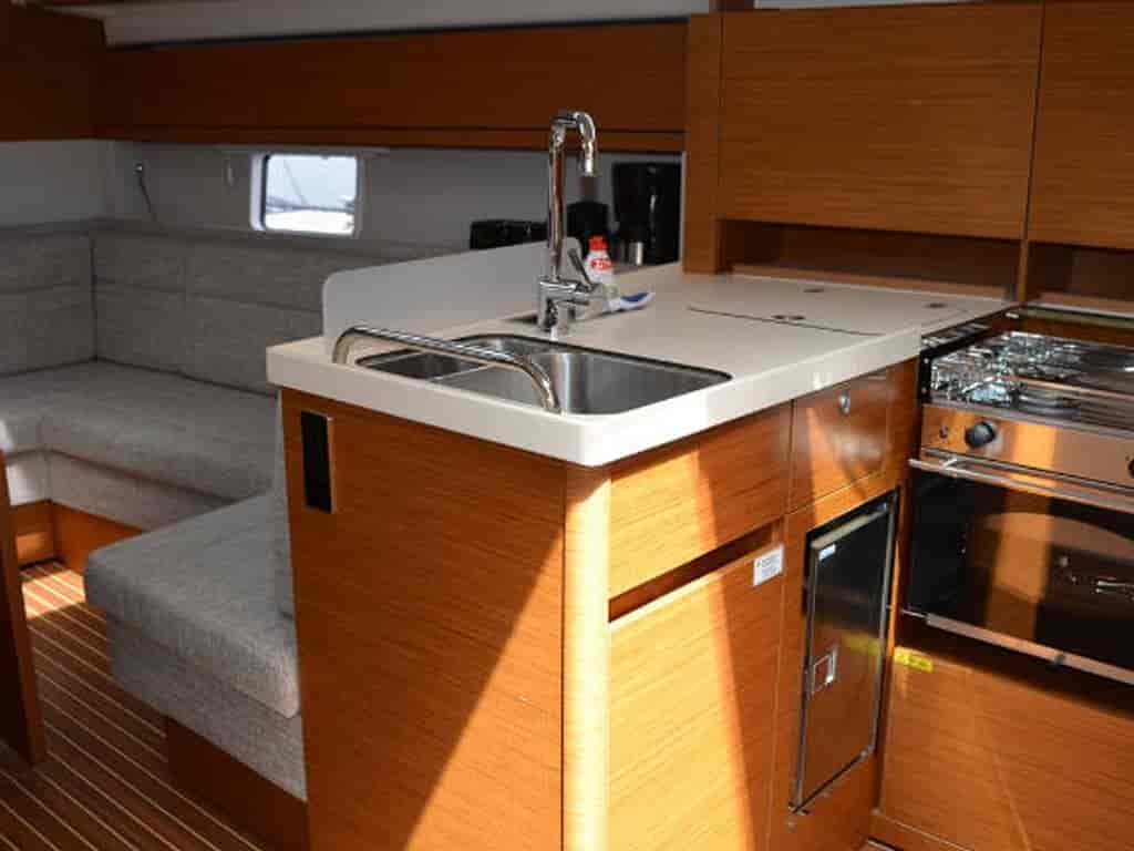 Boat picture 13