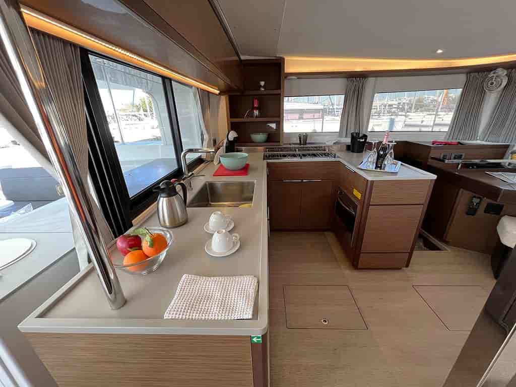 Boat picture 16