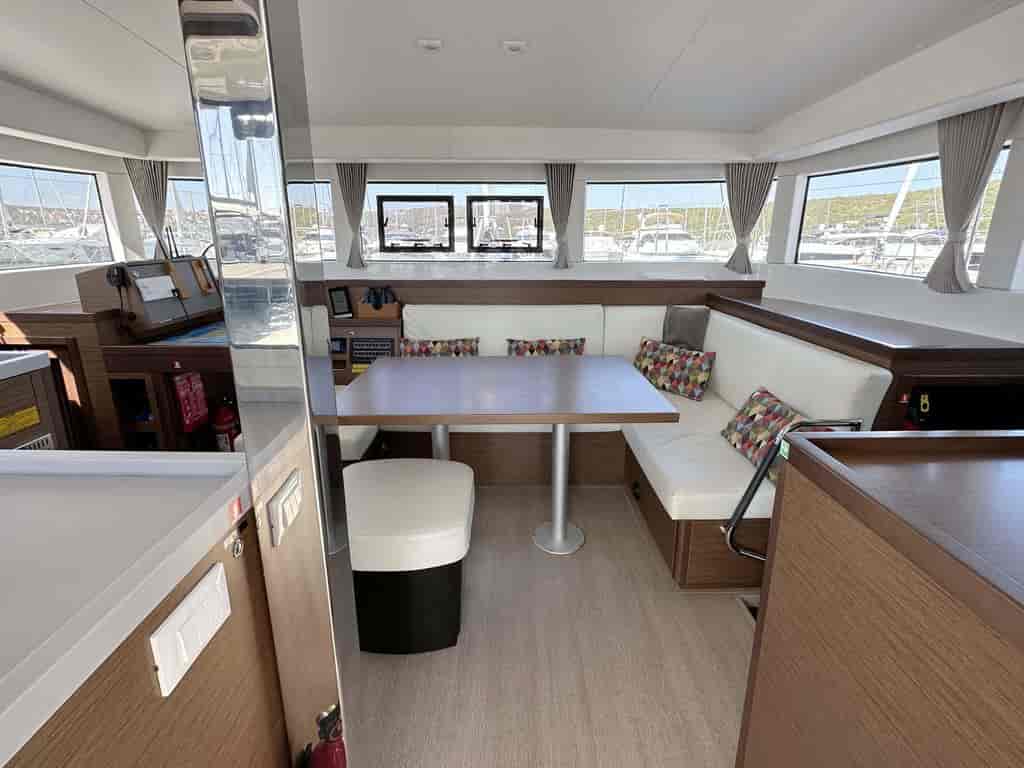 Boat picture 18