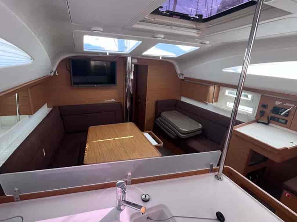 Boat picture 9