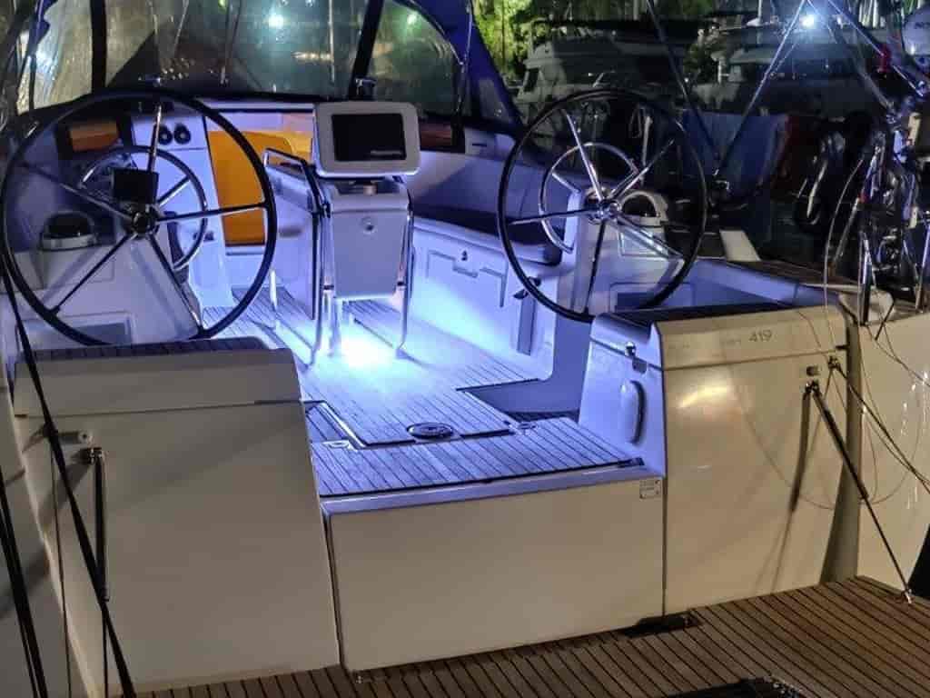 Boat picture 12