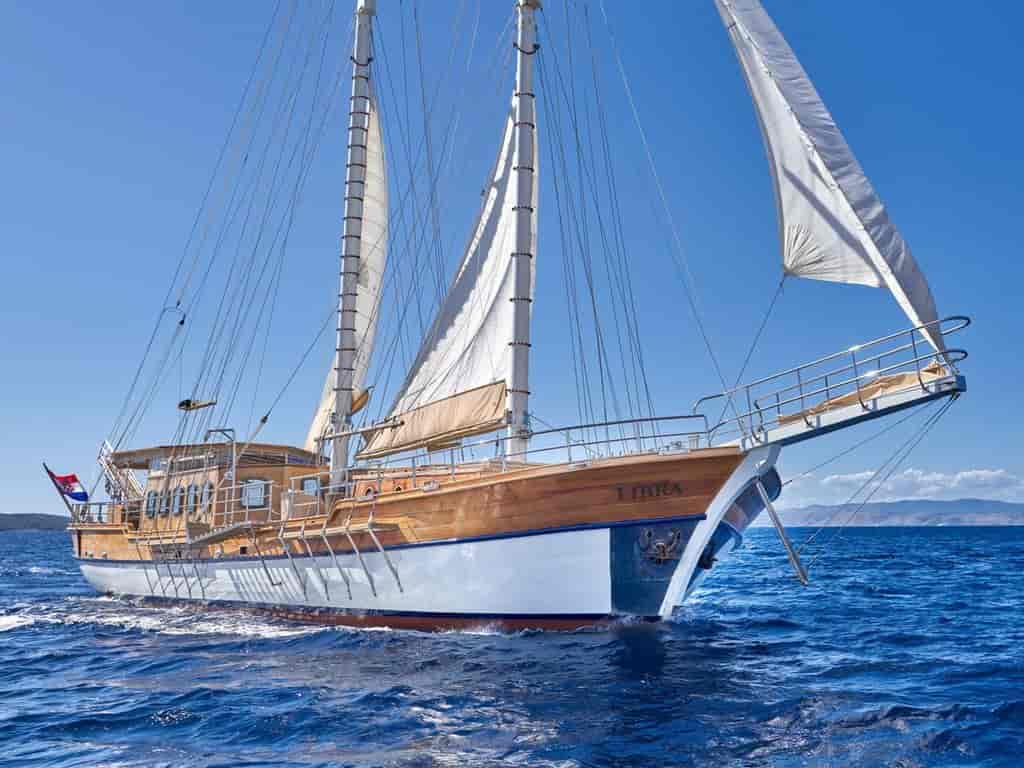 Boat picture 4