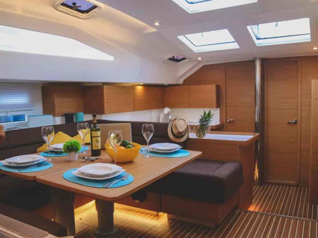 Boat picture 9
