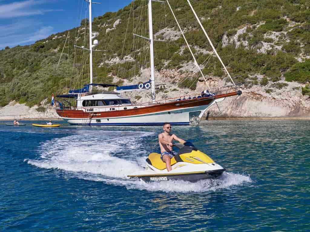 Boat picture 27
