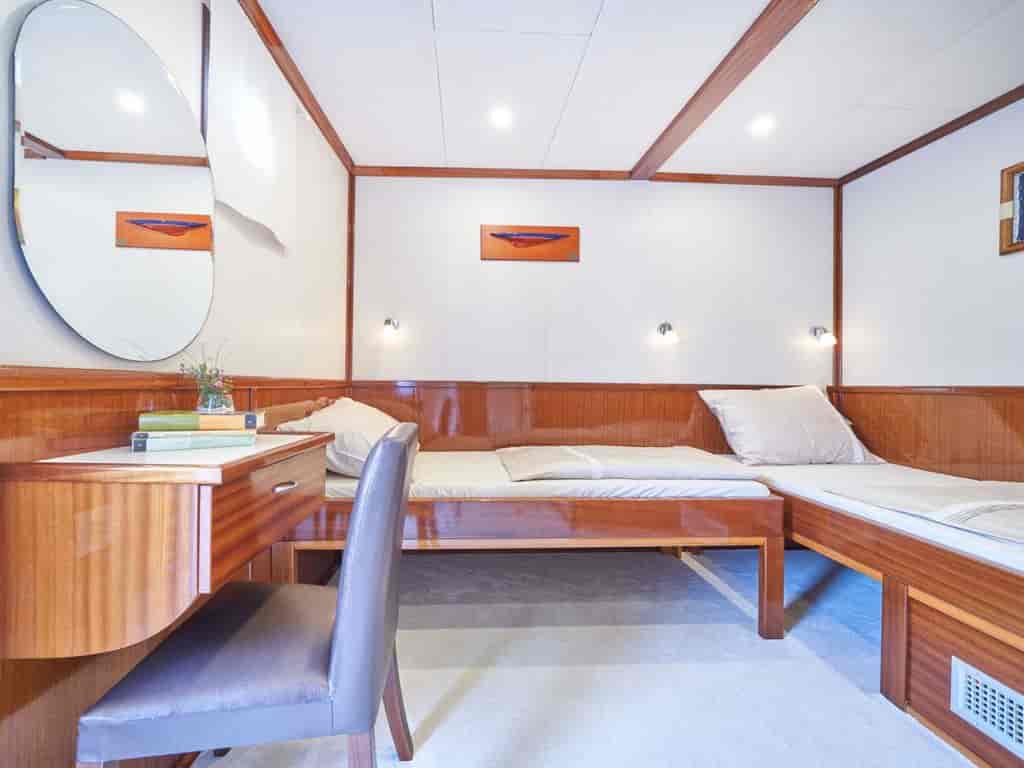 Boat picture 36