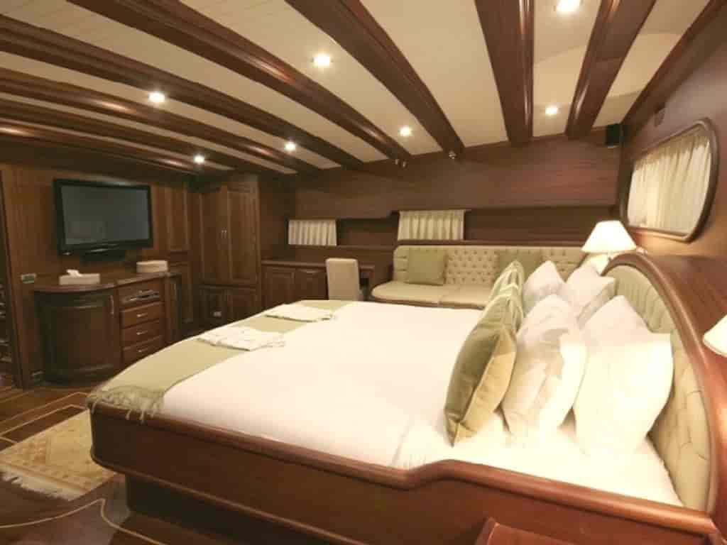 Boat picture 16