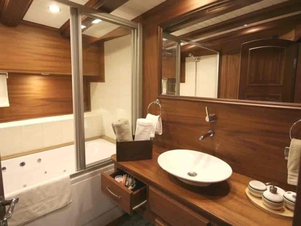 Boat picture 23