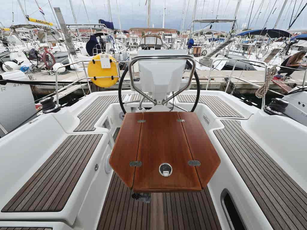 Boat picture 9