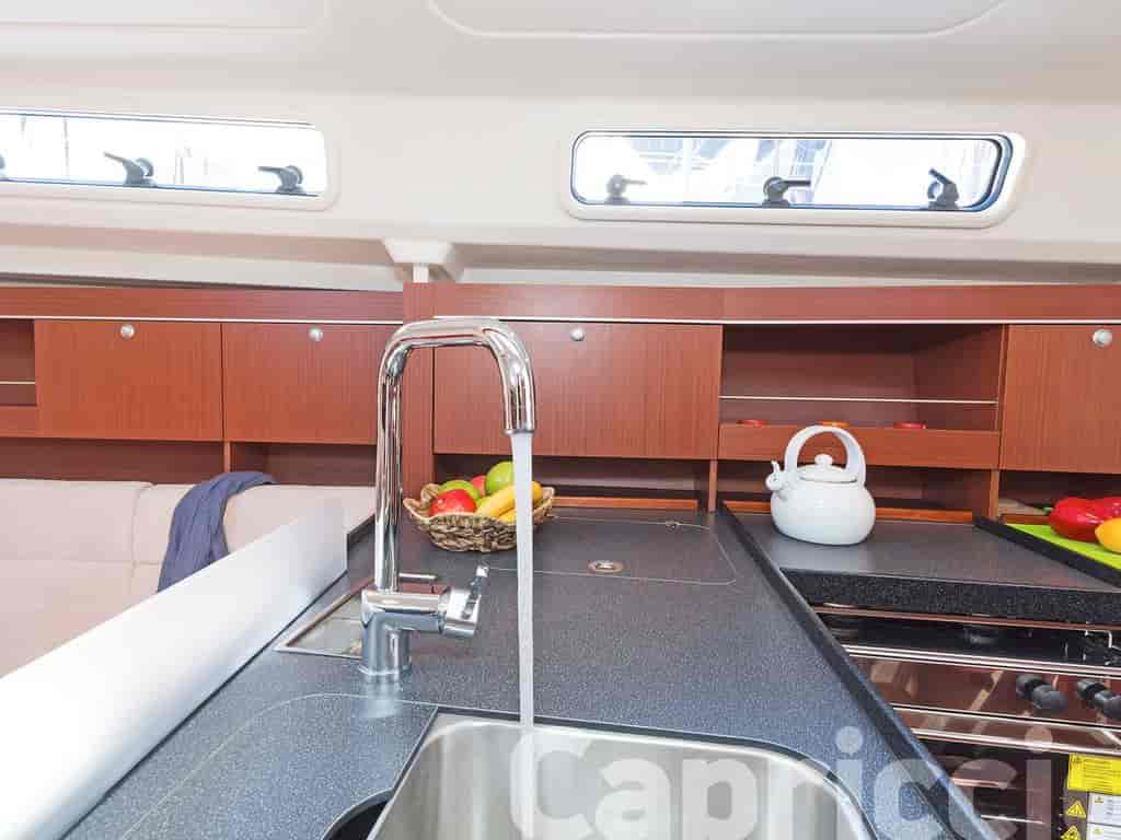 Boat picture 16
