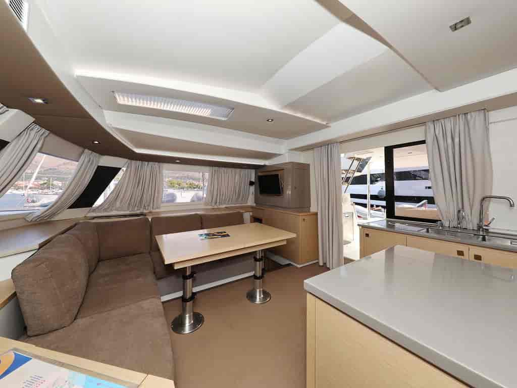 Boat picture 16