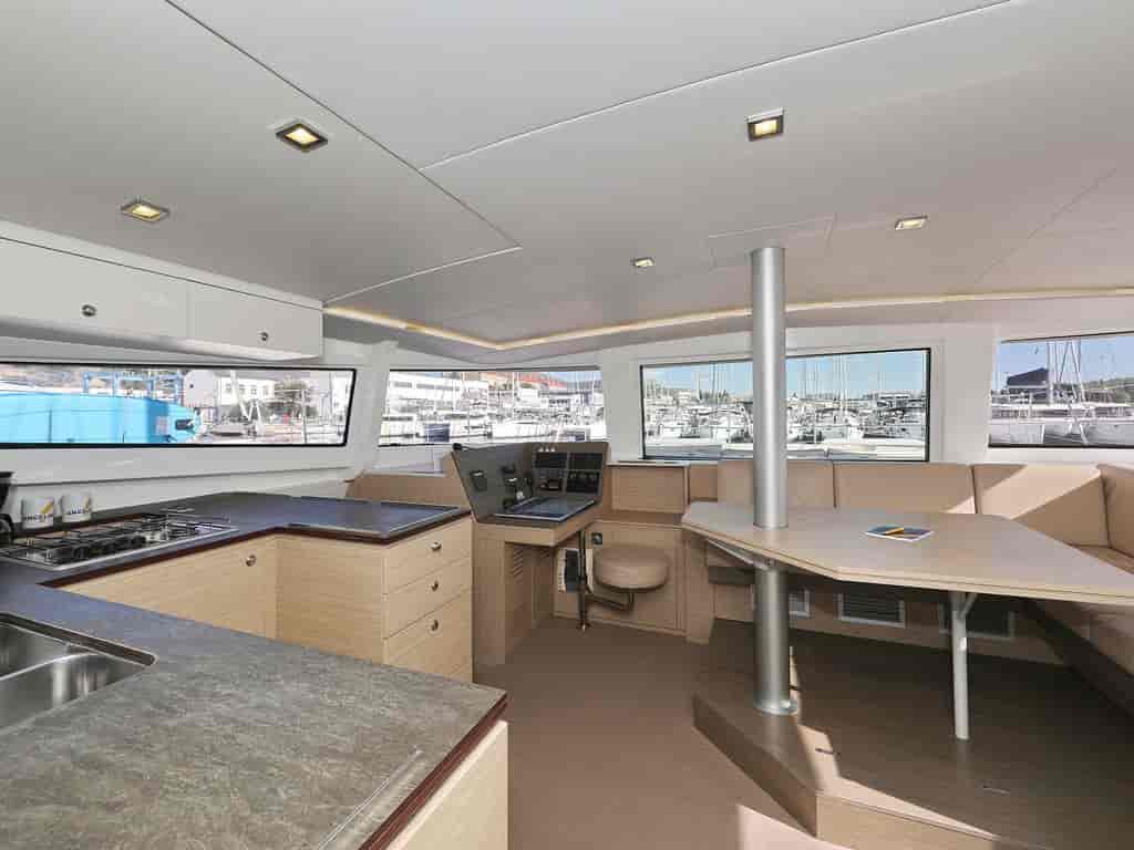 Boat picture 13