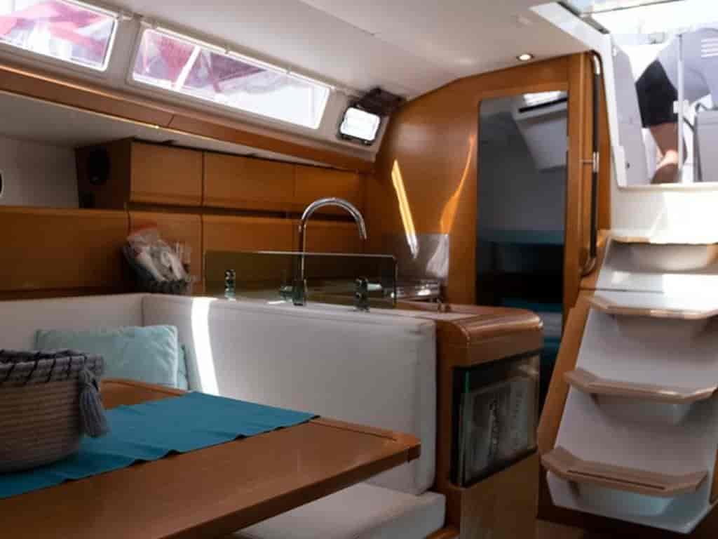 Boat picture 17