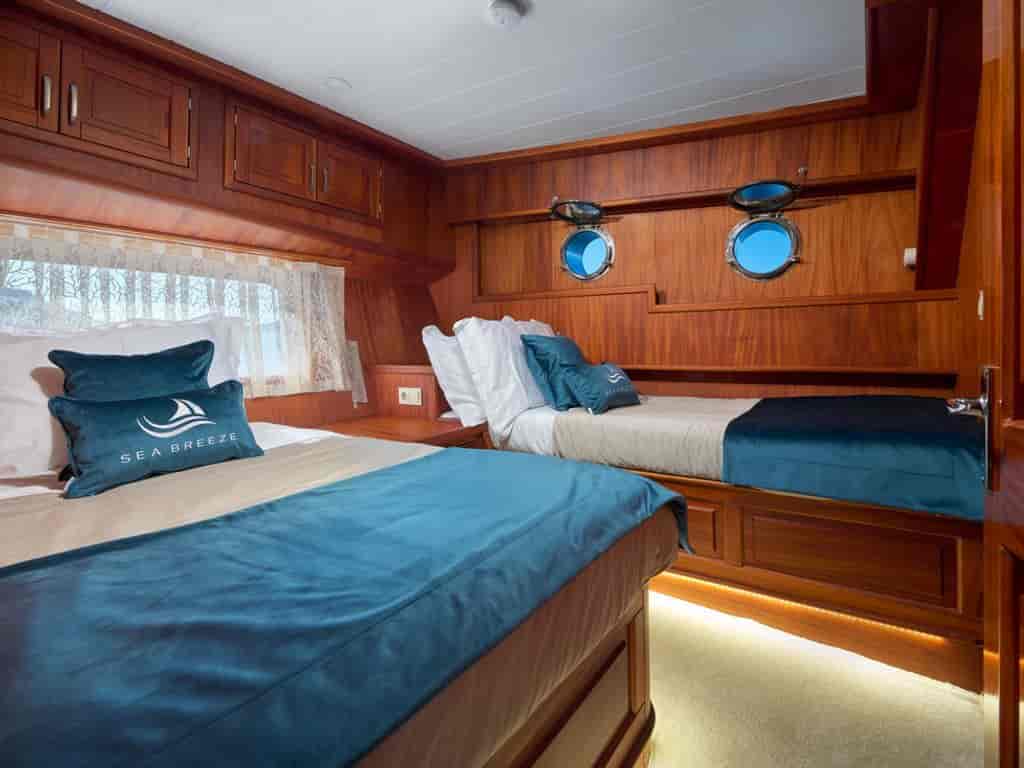Boat picture 21