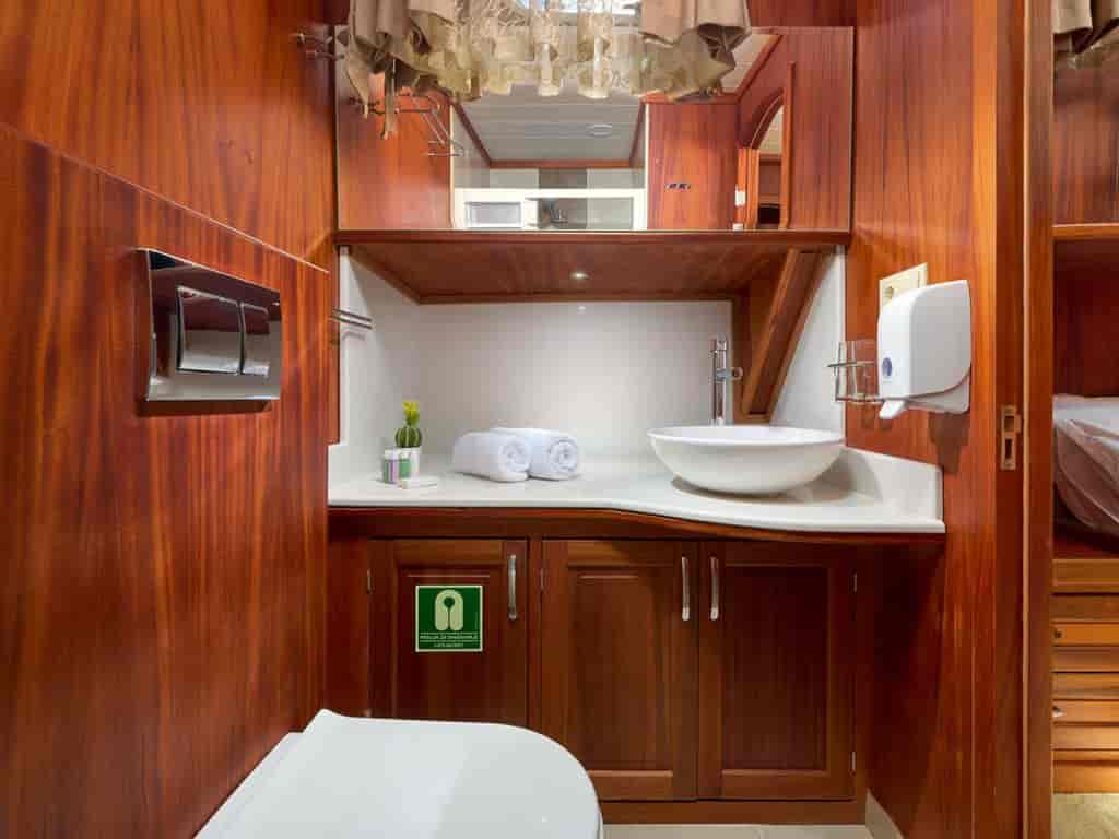 Boat picture 30