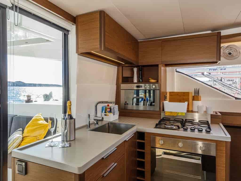 Boat picture 17