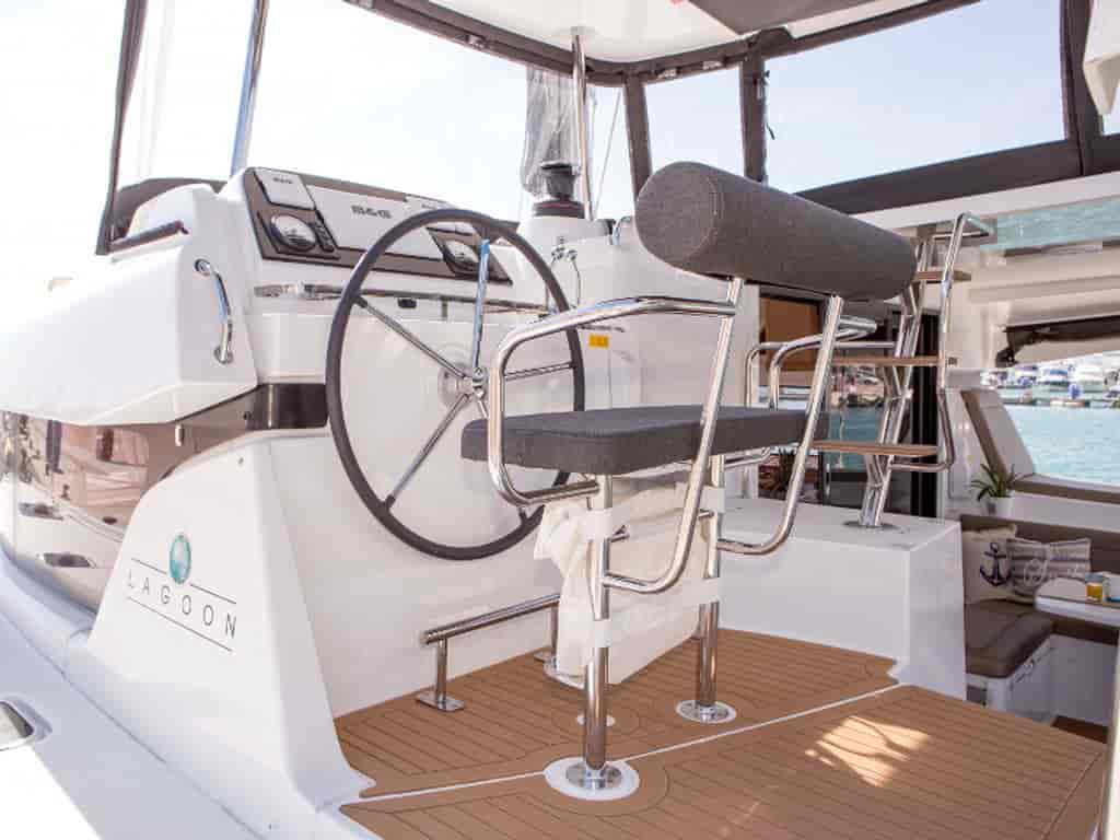 Boat picture 16