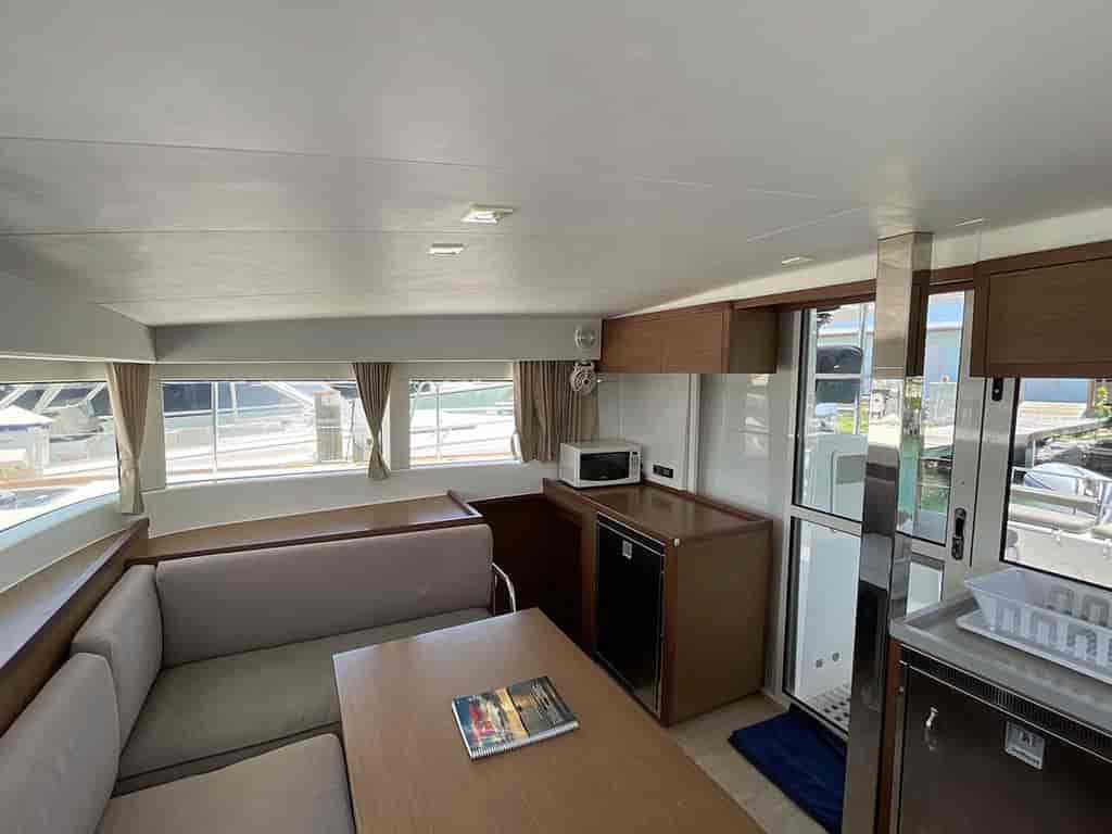 Boat picture 17