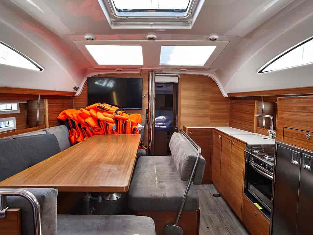 Boat picture 9