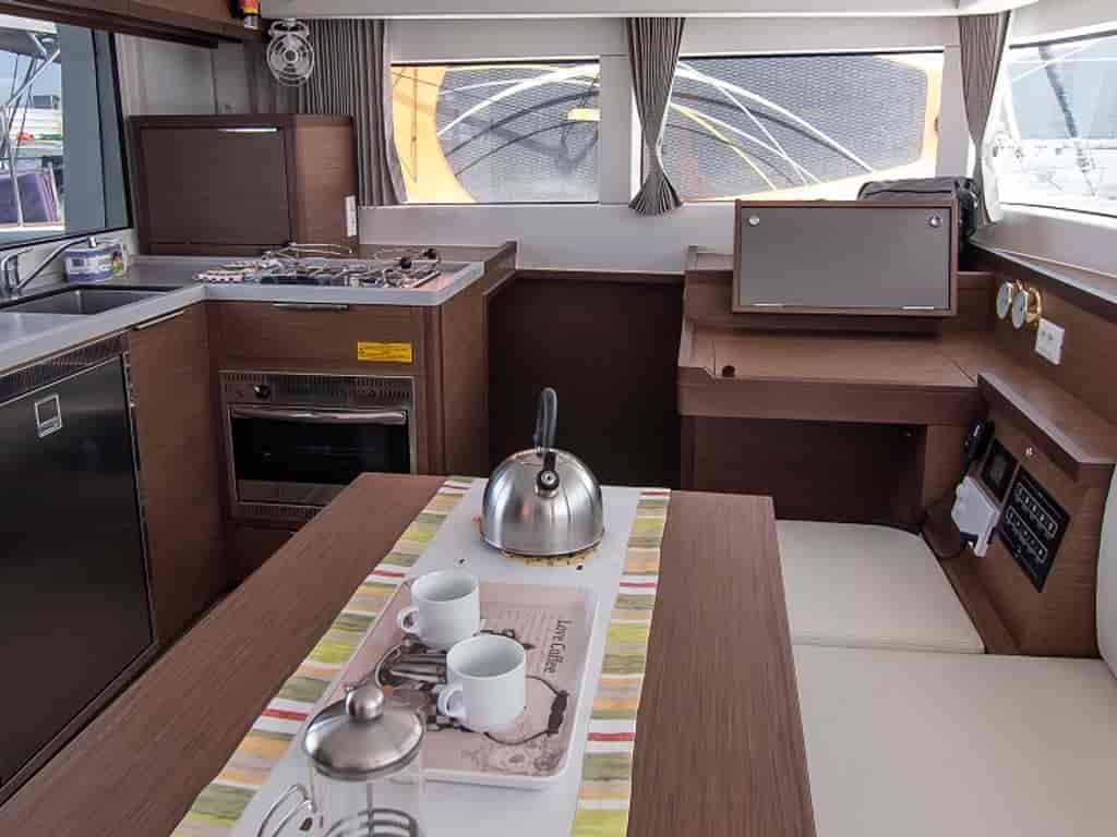 Boat picture 11
