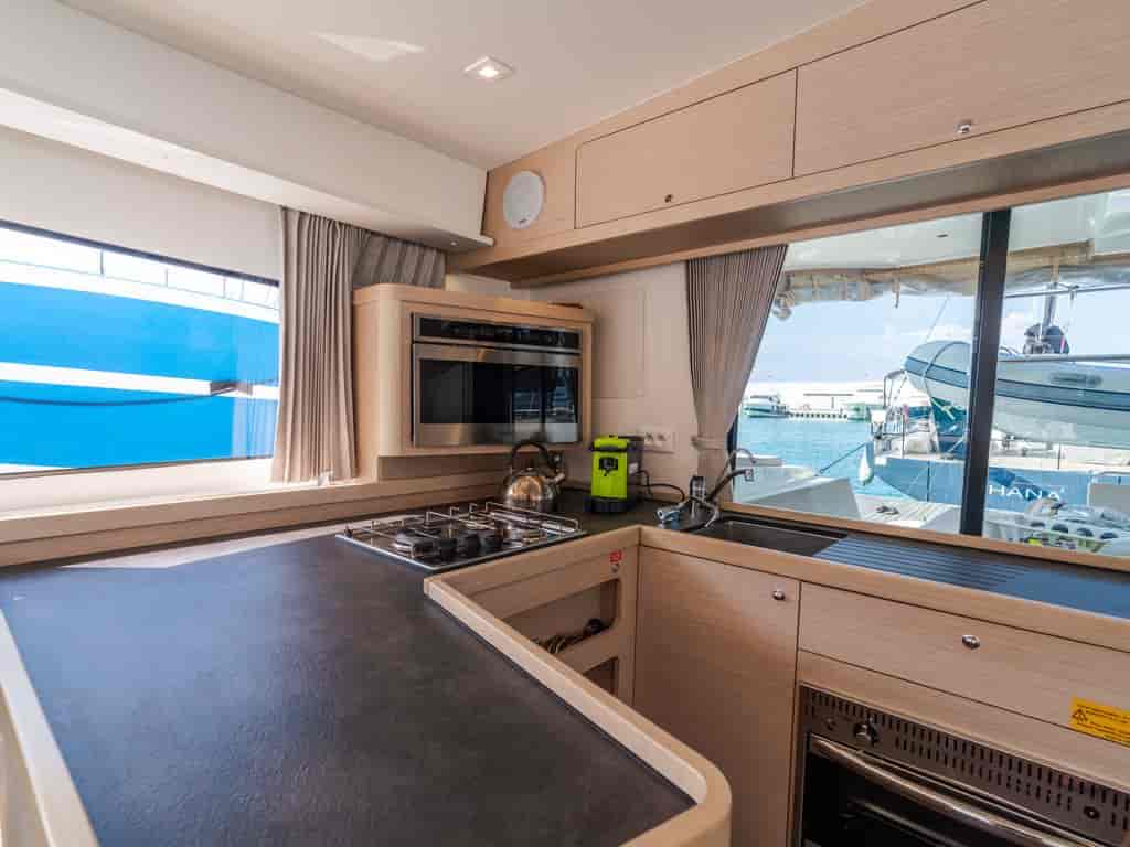 Boat picture 24