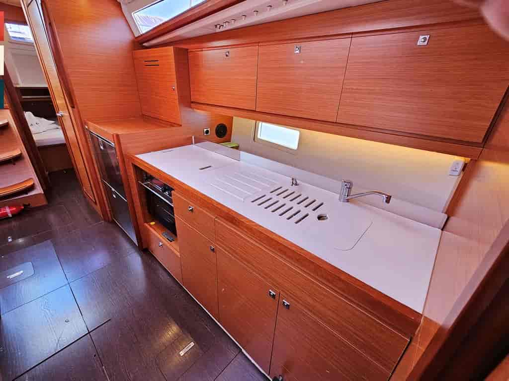 Boat picture 17